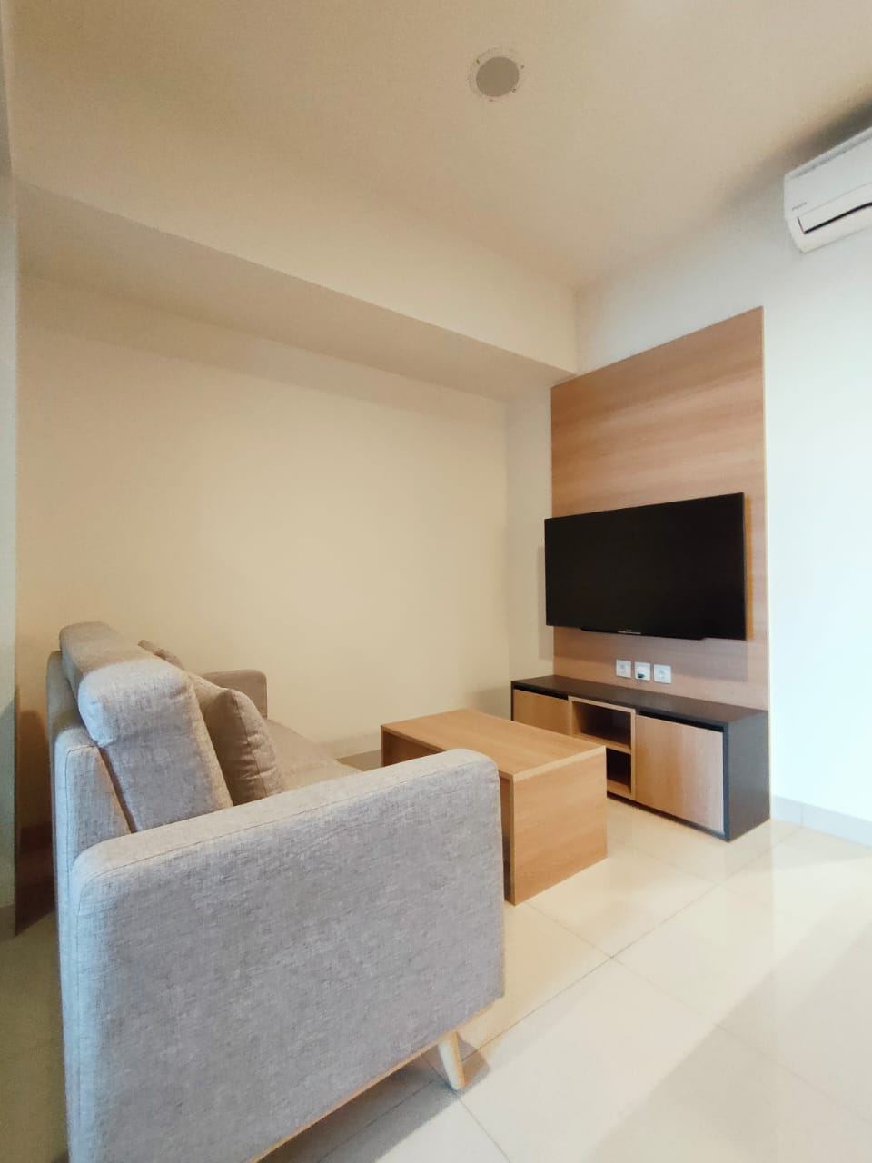Disewakan apartemen di orange county 1kamar ada bathtub