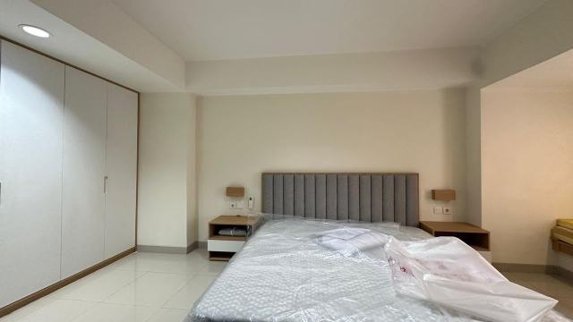 Disewakan apartemen 2br di orange county kamar mandi bathtub