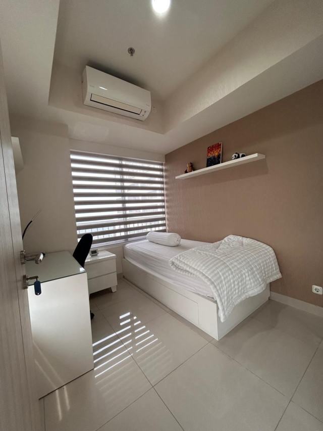 Di sewakan apartemen 2br lantai tinggi di orange county
